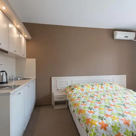 Appartement ❤studio With Kitchen & Balcony Pool View ❤rs❤ *